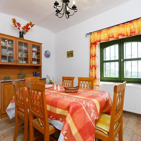 Fokas - Abr123 By Interhome *