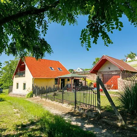 Fokas - Abr123 By Interhome *